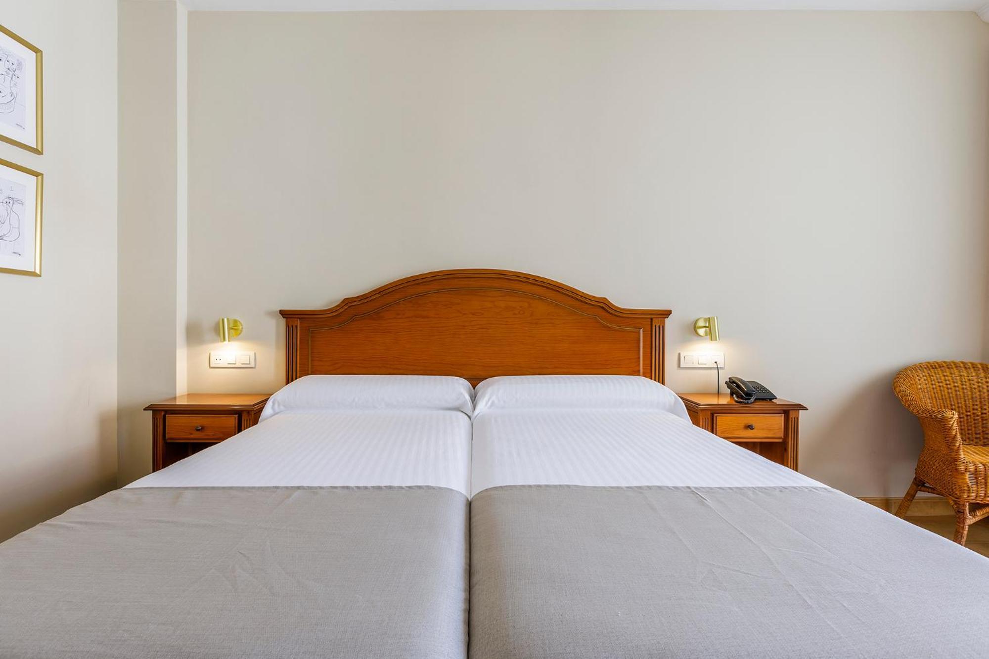 Hotel Almijara - Mares La Herradura  Eksteriør billede