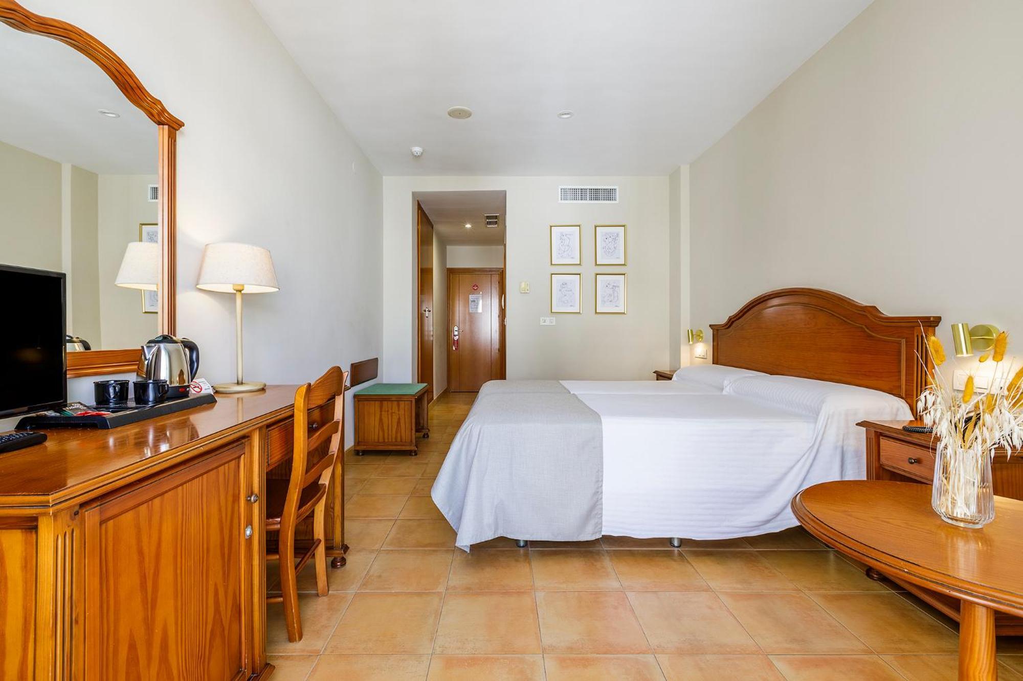 Hotel Almijara - Mares La Herradura  Eksteriør billede